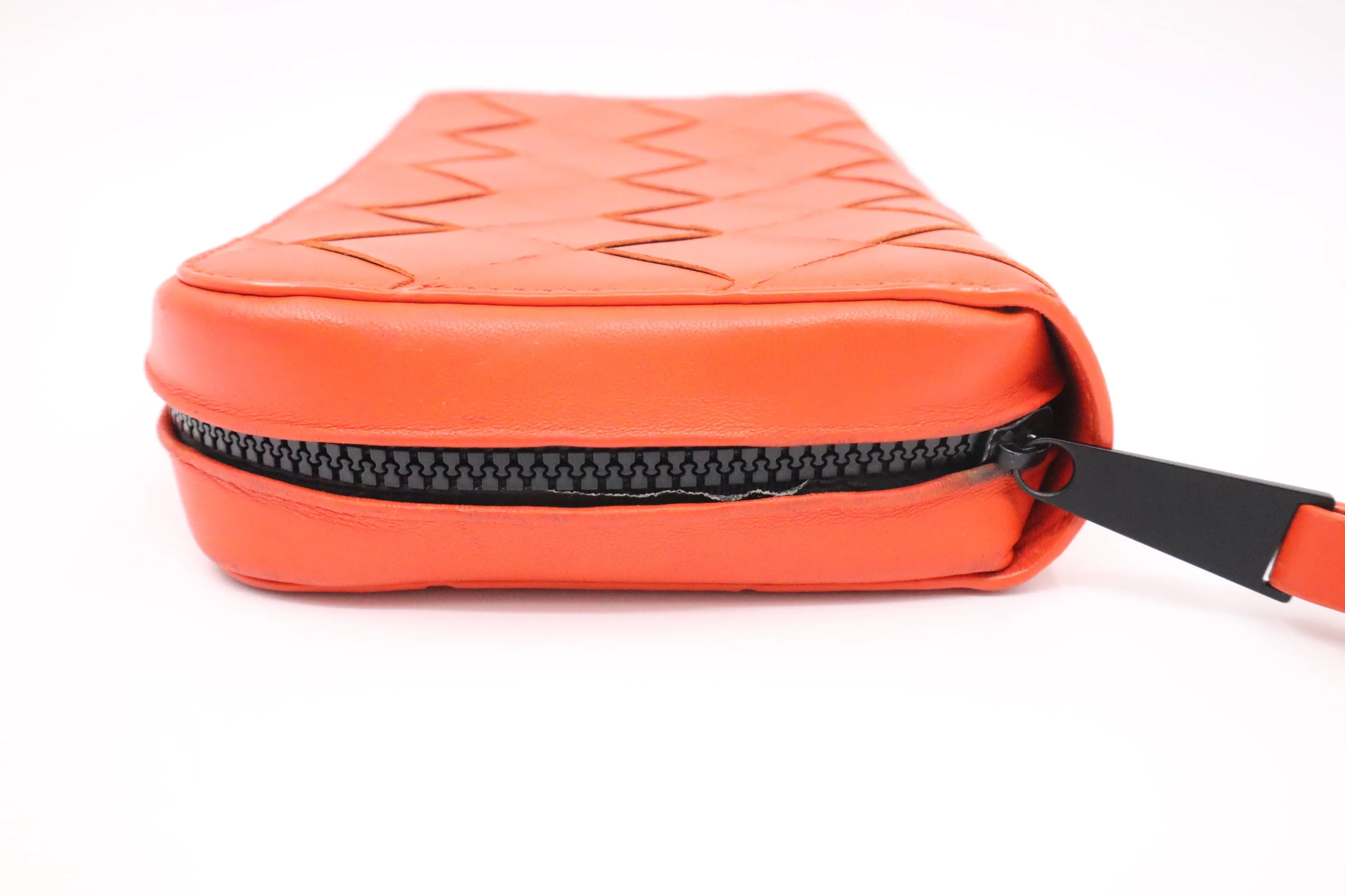 Bottega Veneta Maxi Clutch in Orange Intrecciato Leather