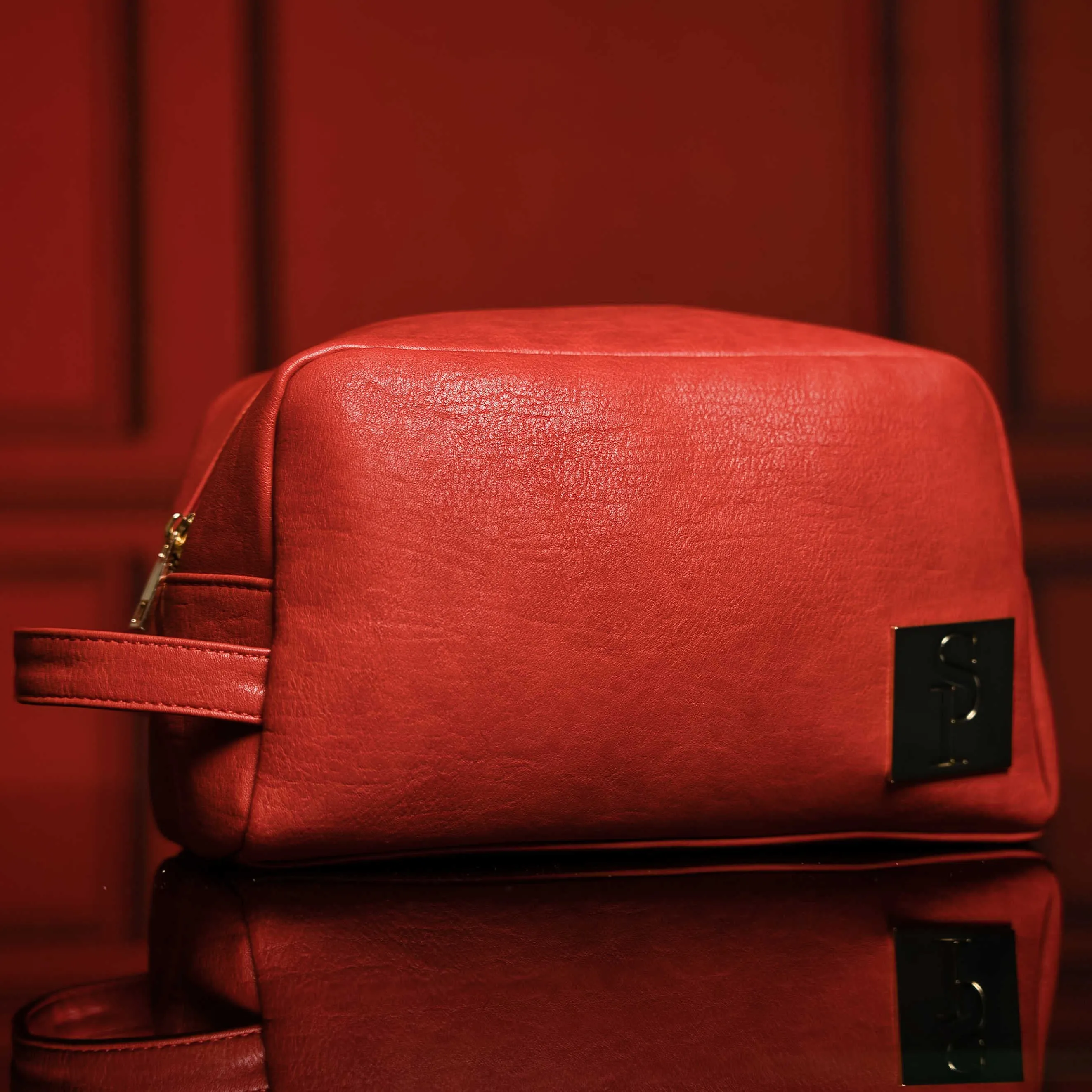 Red Tumbled Leather Toiletry Bag