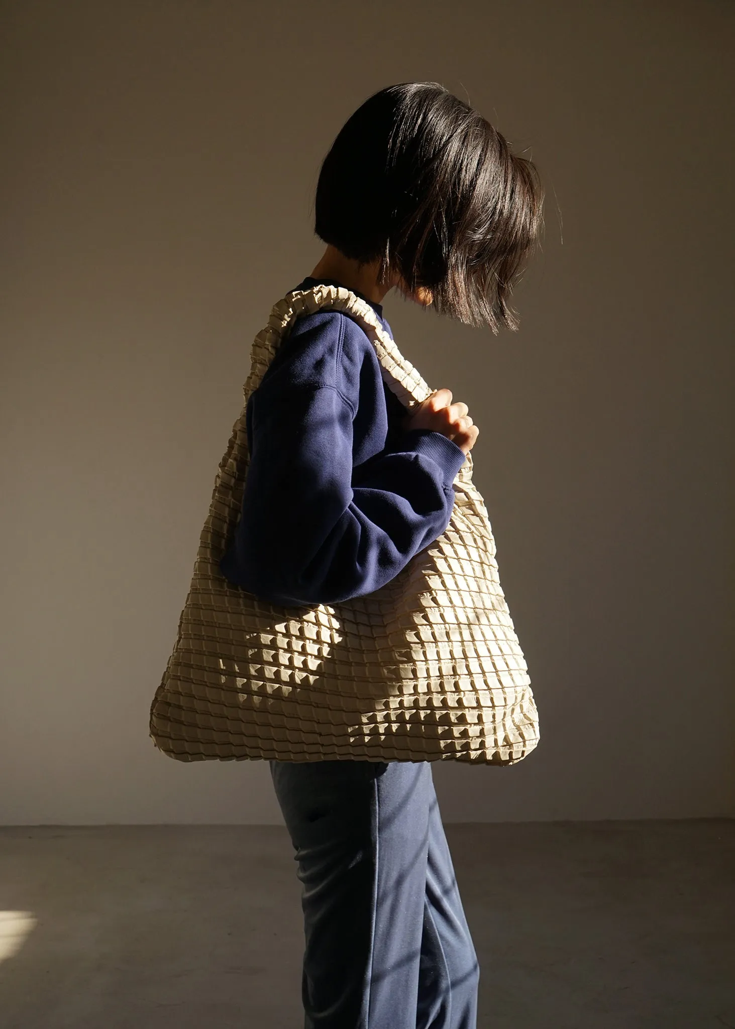 Textured Hobo Bag_Vanlla